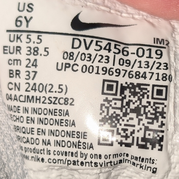 Nike Court Low Boys Sz 6 - Picture 4 of 4